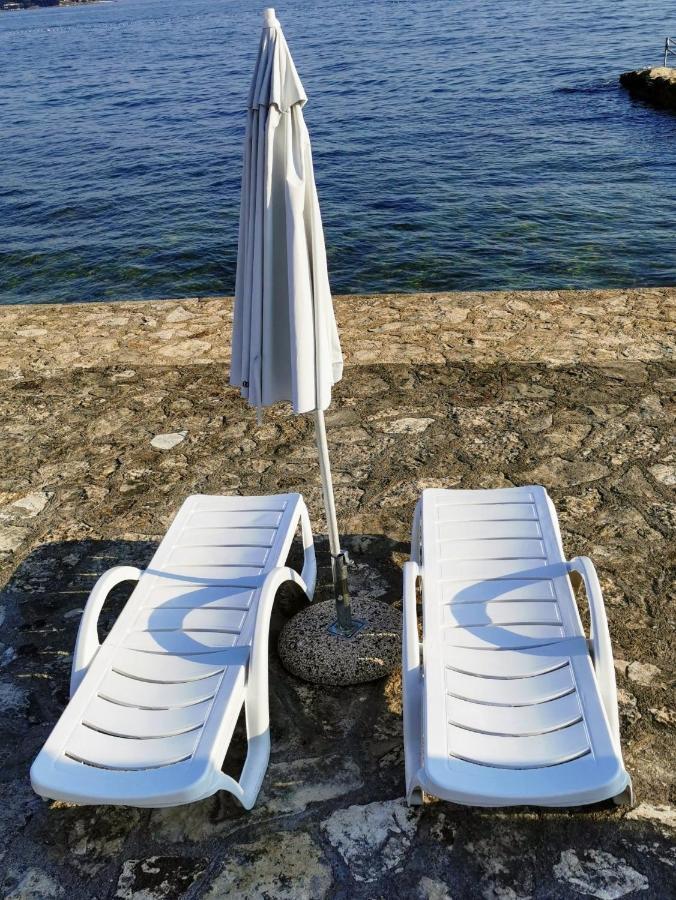 Lora Deluxe Superior 5 Star Apartment, Your Piece Of Heaven By The Sea & Park With Sea & Park View Новиград Екстериор снимка