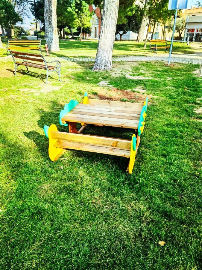 Lora Deluxe Superior 5 Star Apartment, Your Piece Of Heaven By The Sea & Park With Sea & Park View Новиград Екстериор снимка