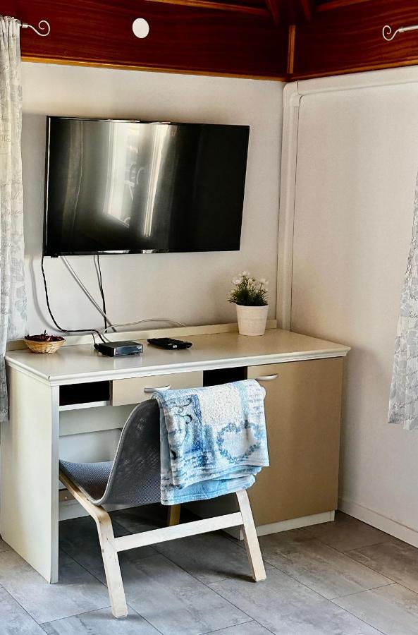 Lora Deluxe Superior 5 Star Apartment, Your Piece Of Heaven By The Sea & Park With Sea & Park View Новиград Екстериор снимка